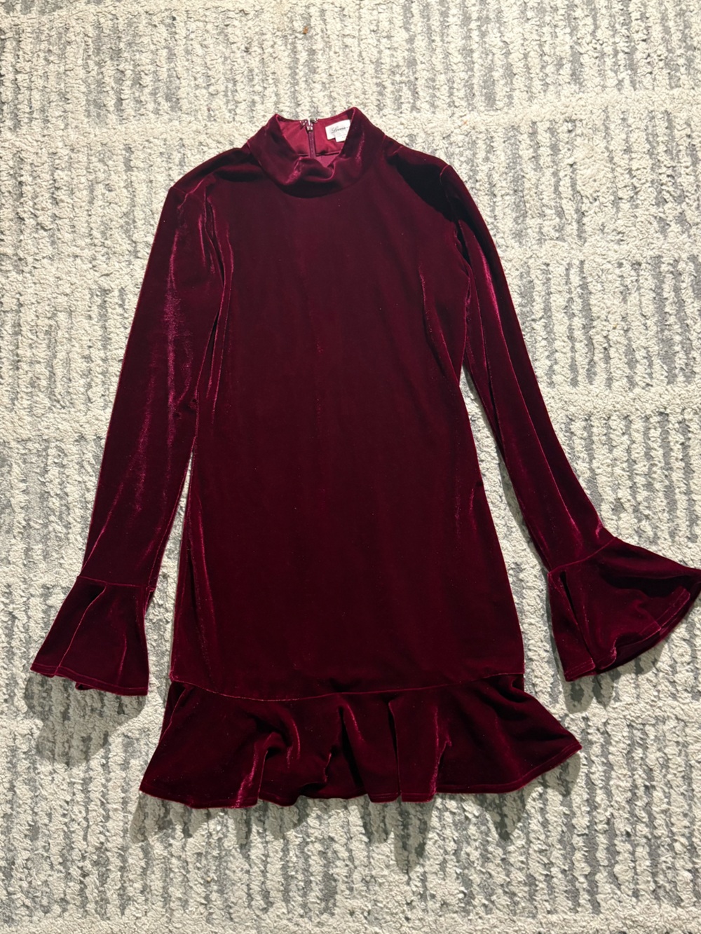 Lovers + friends Simone red maroon velvet long sleeve ruffle dress size S - Picture 3 of 6
